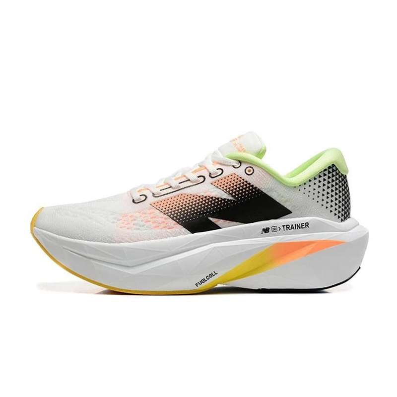 New Balance FuelCell SuperComp Trainer v3 White Green image