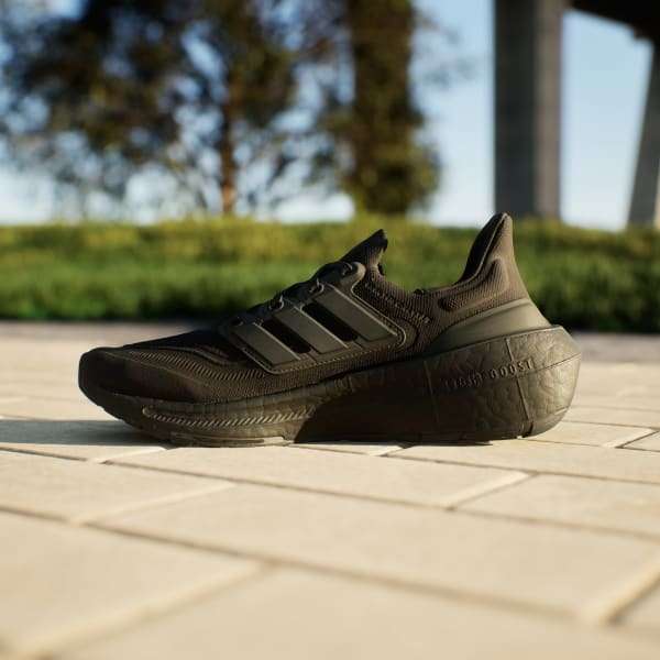 Adidas Ultraboost Light Black image 8