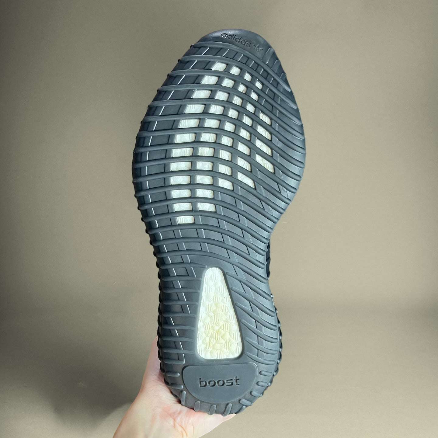 Adidas Yeezy 350 V2 Onyx image 4