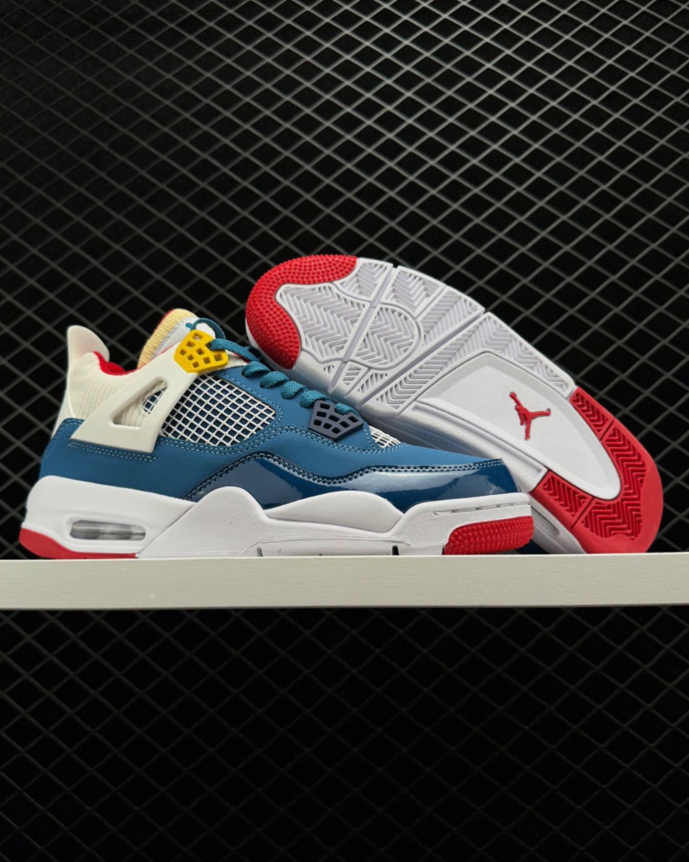 Air Jordan 4 Retro GS Messy Room