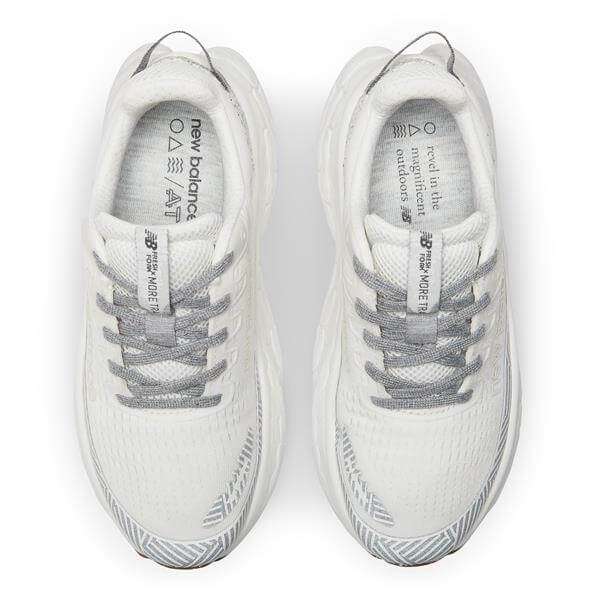 New Balance Fresh Foam X More v3 Trail White image 4