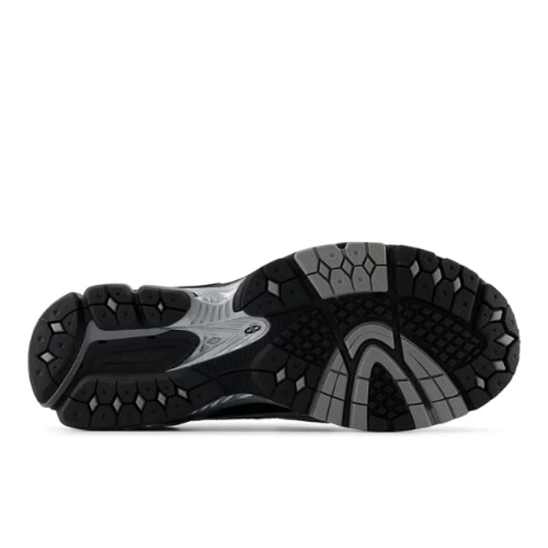 New Balance 1906L Metallic Silver & Black