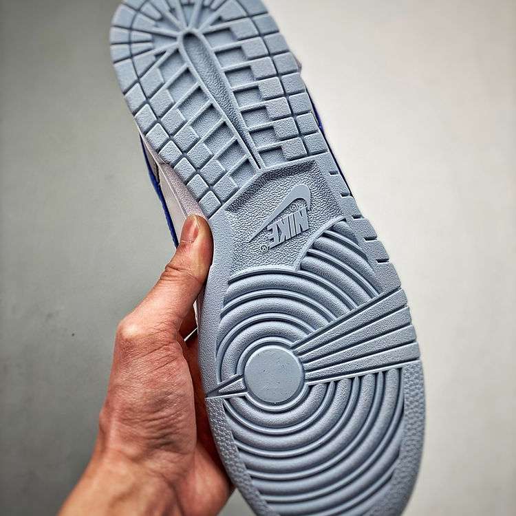 Nike Dunk Low Ivory Hyper Royal image 9