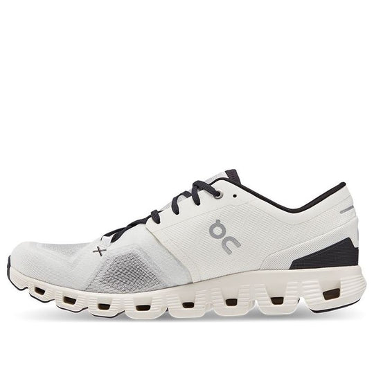 On Running Cloud X 3 Ivory Black