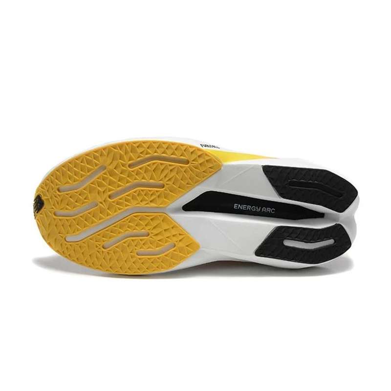 New Balance FuelCell SuperComp Trainer v3 White Green image 5