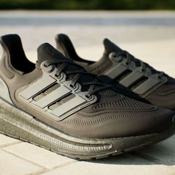 Adidas Ultraboost Light Black image 5