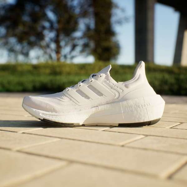 Adidas Ultraboost Light White image 6