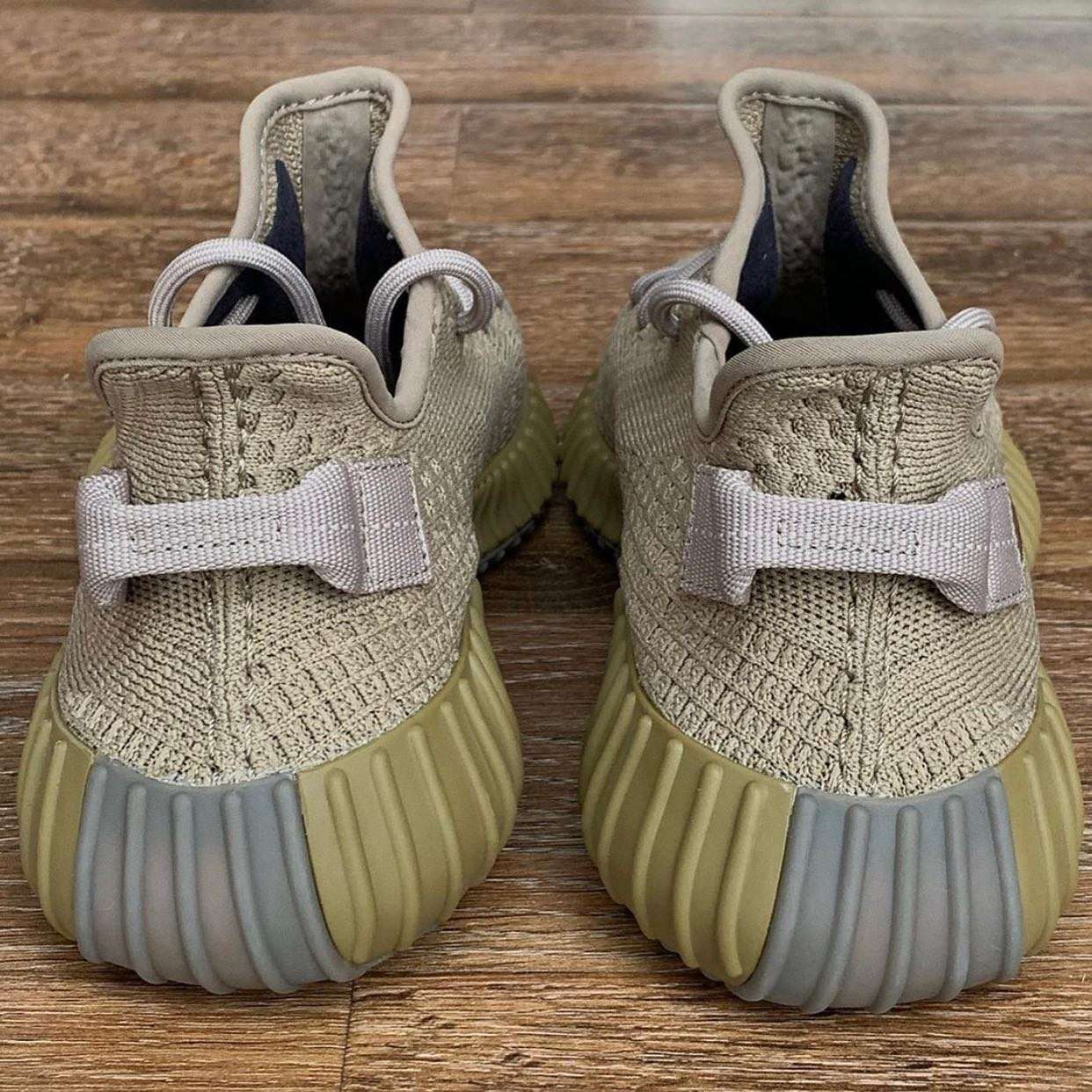 Adidas Yeezy 350 V2 Earth image 4