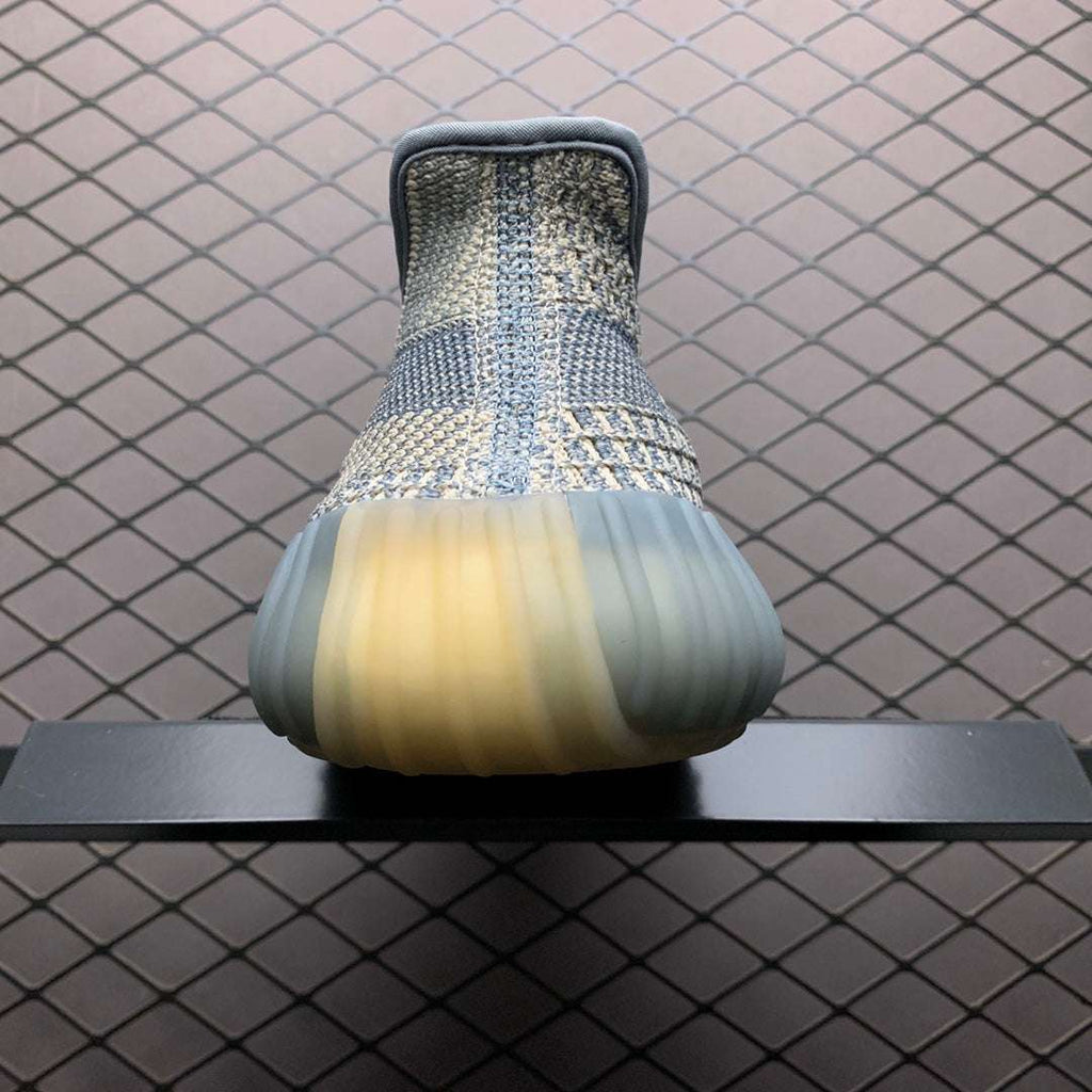 Adidas Yeezy 350 V2 Kanye West image 7