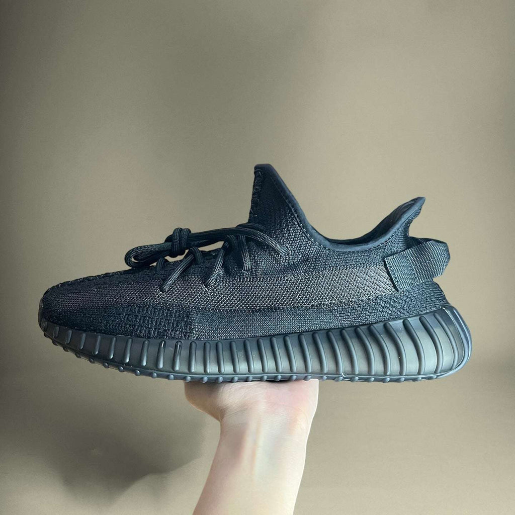 Adidas Yeezy 350 V2 Onyx image 2