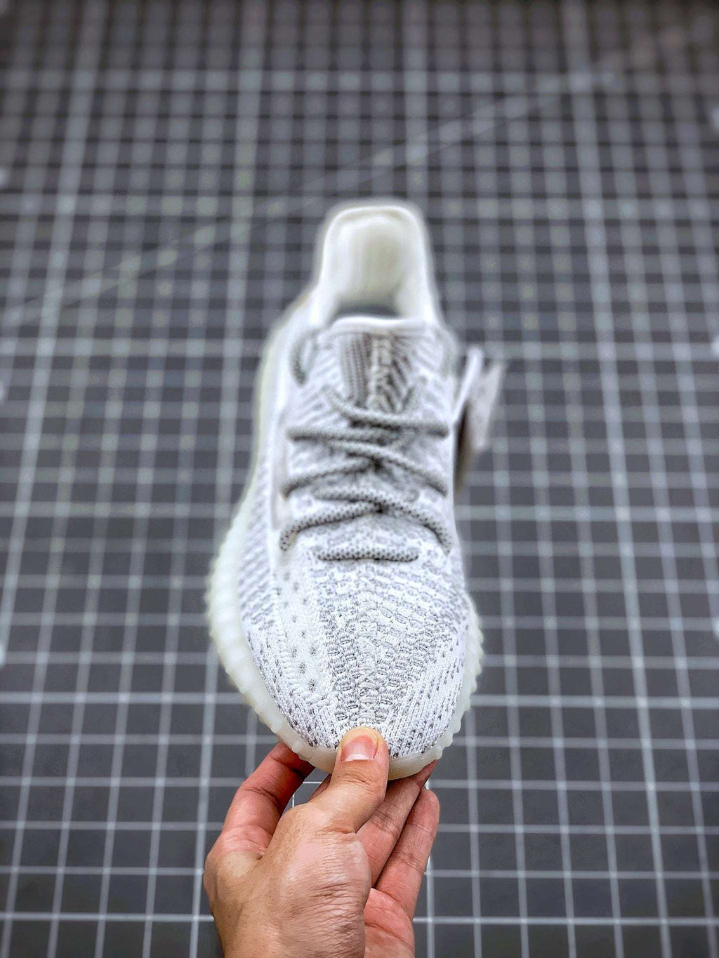 Adidas Yeezy 350 V2 Static White Stary Skye image 6