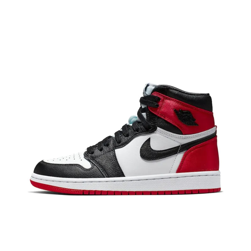 Air Jordan 1 Retro High OG Black Toe