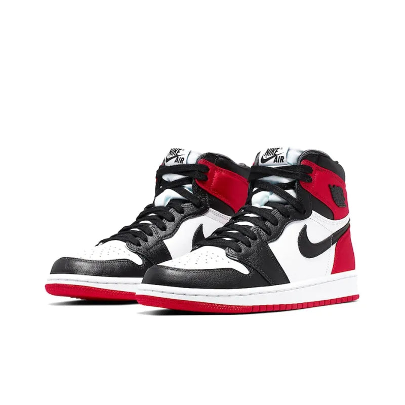 Air Jordan 1 Retro High OG Black Toe