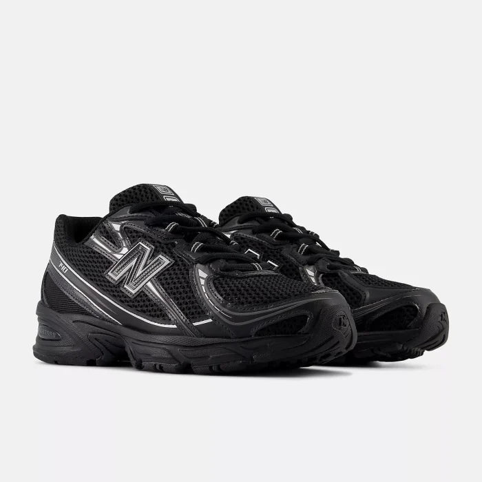 New Balance 740 Black Silver