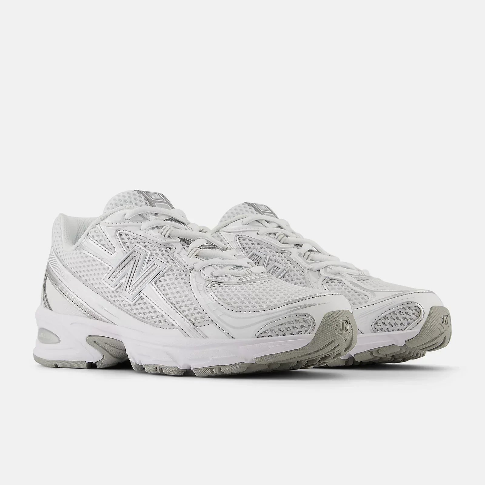 New Balance 740 White Silver Metallic