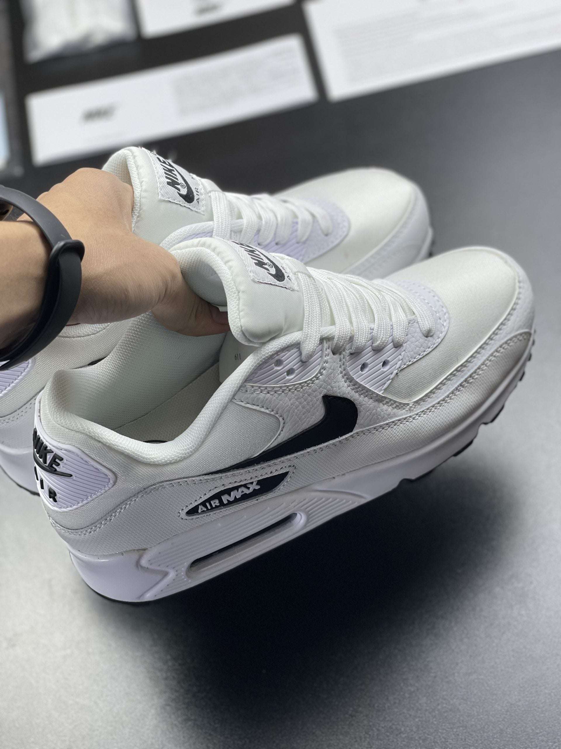 Nike Air Max 90 White Black image 4