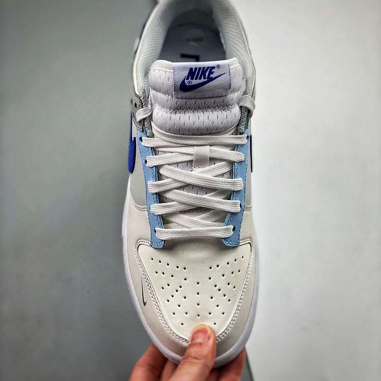 Nike Dunk Low Ivory Hyper Royal image 5
