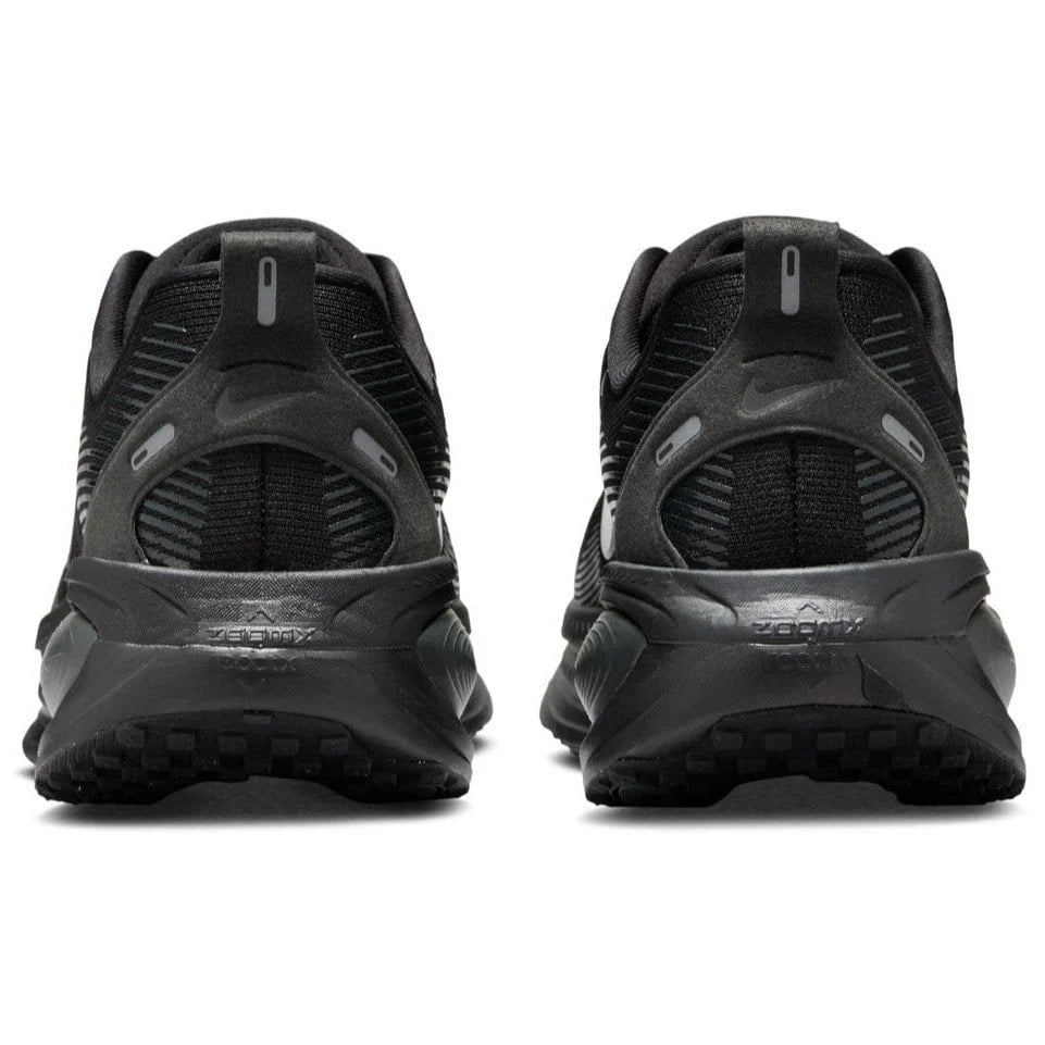 Nike Vomero 18 Black Dark Smoke Grey