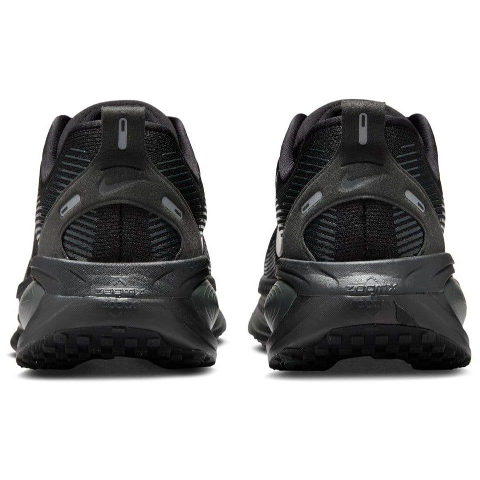 Nike Vomero 18 Black Dark Smoke Grey