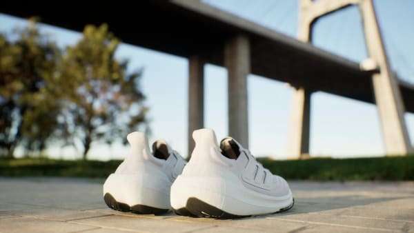 Adidas Ultraboost Light White image 9