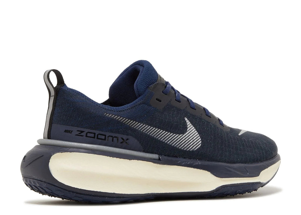 Zoom X Invincible 3 College Navy