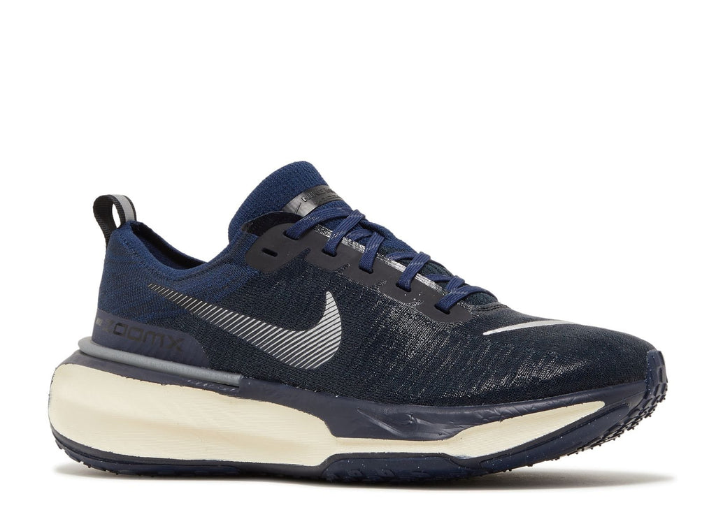 Zoom X Invincible 3 College Navy