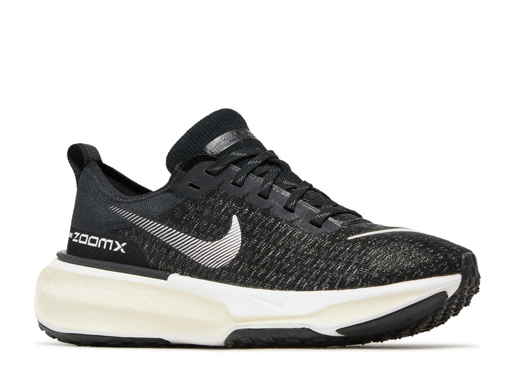 Zoom X Invincible 3 Black White